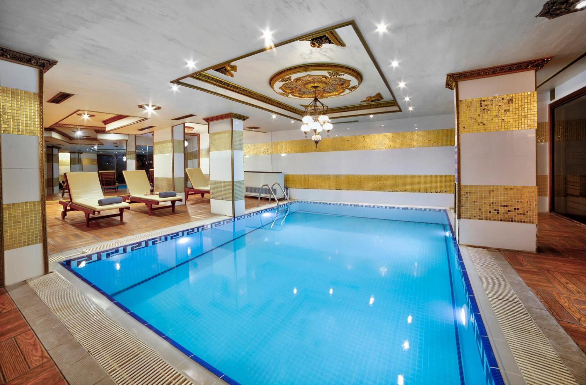 그레이트 포춘 호텔&스파 이스탄불 외부 사진 Indoor pool